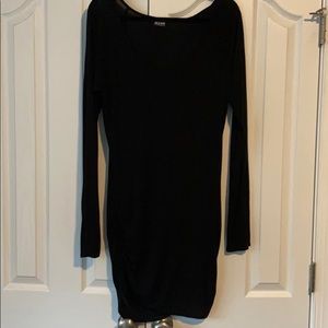 Alloy long black top